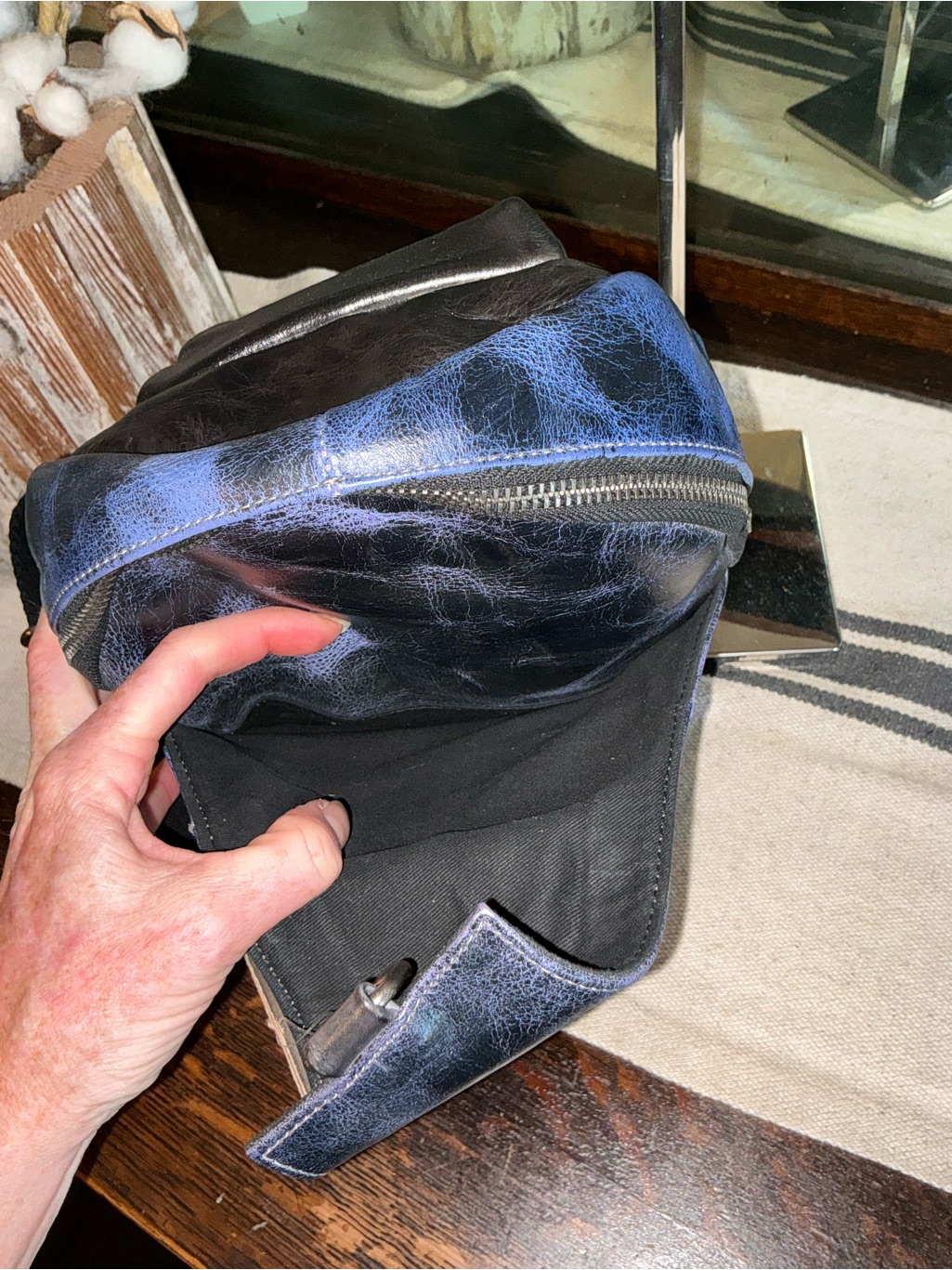 Nwt Bed Stu Leather Beau Backpack Sling Bag Future Dusk Blue Black De Msrp $260 — image 8 of 8